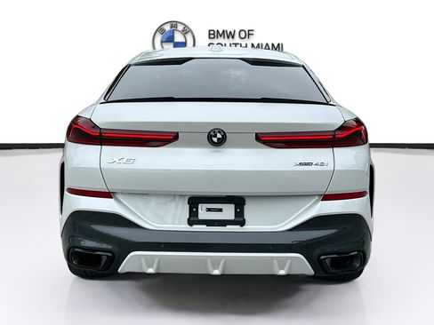 Used 2025 BMW X6 xDrive40i w/ Executive Package image 6
