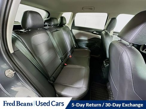 Used 2023 Volkswagen Taos SE image 29