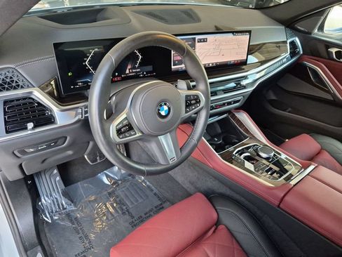 Used 2026 BMW X6 xDrive40i AWD/4WD image 11