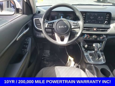Used 2024 Kia Seltos LX AWD/4WD image 21