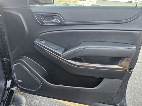 Used 2019 Chevrolet Suburban LT AWD/4WD image 63