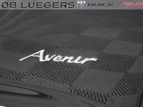 Certified 2025 Buick Enclave Avenir image 4