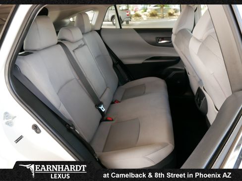 Used 2021 Toyota Venza LE w/ Carpet Mat Package (TMS) AWD/4WD image 14