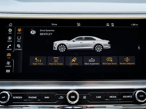 Used 2021 Bentley Flying Spur V8 AWD/4WD image 78