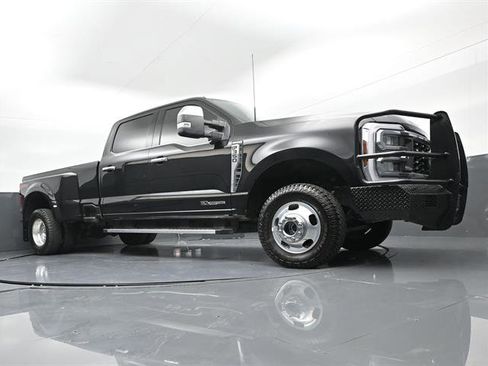 Used 2024 Ford F350 Lariat w/ Chrome Package AWD/4WD image 27