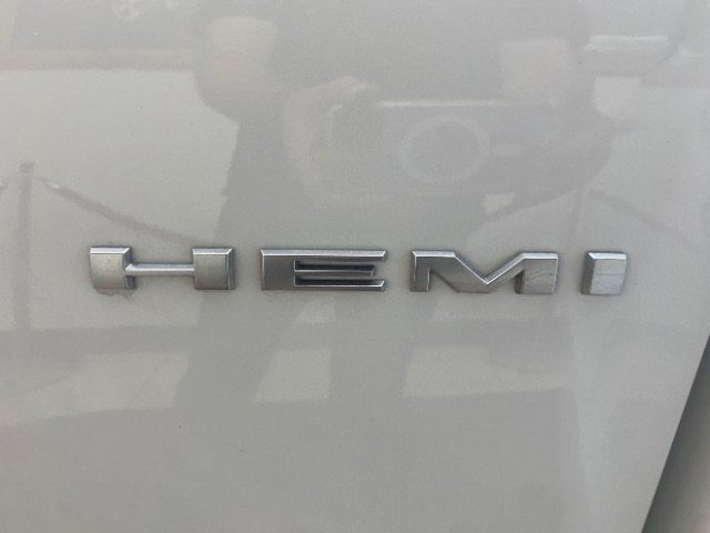 Used 2022 Dodge Durango R/T RWD image 25
