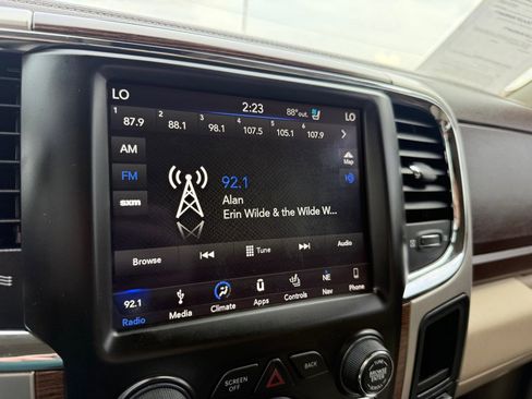 Used 2018 RAM 2500 Laramie image 41