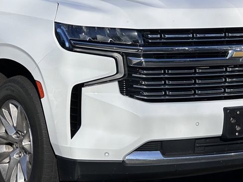 Used 2021 Chevrolet Tahoe Premier w/ Premium Package image 2