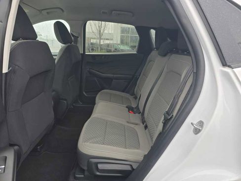 Used 2022 Ford Escape SE image 16