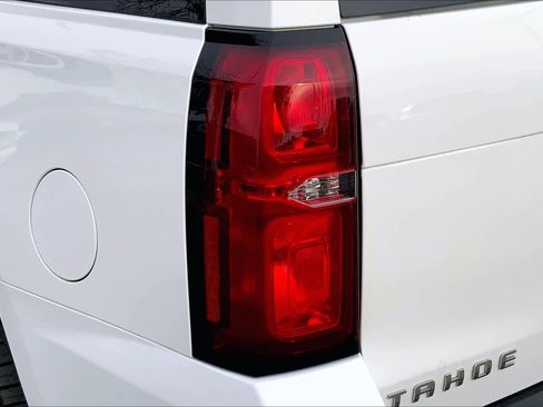 Used 2017 Chevrolet Tahoe Premier image 28