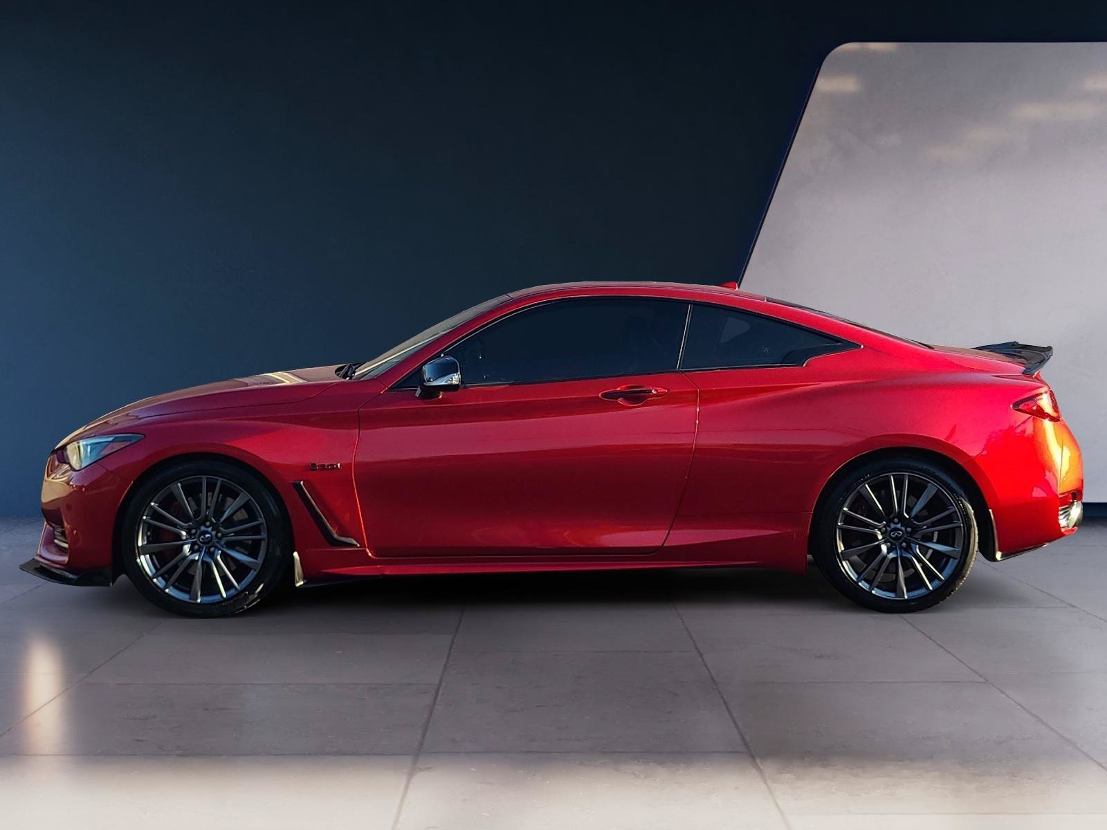 Used 2019 INFINITI Q60 Red Sport 400 w/ Cargo Package RWD image 2