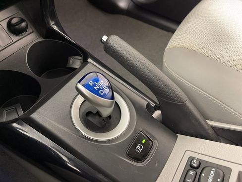 Used 2014 Toyota RAV4 EV FWD image 20