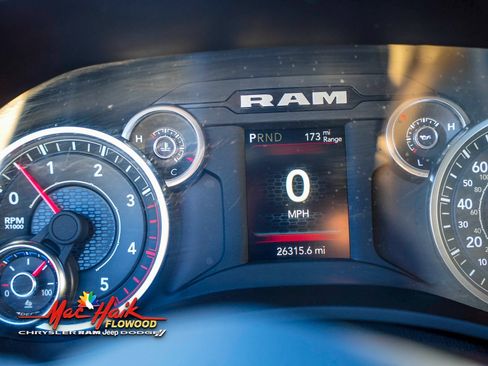 Used 2024 RAM 2500 Big Horn image 17