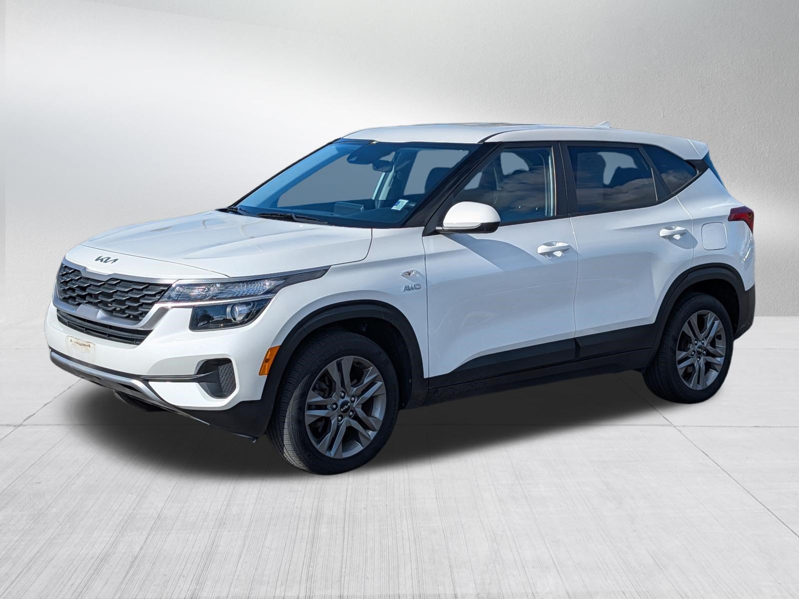 Certified 2023 Kia Seltos LX AWD/4WD image 3