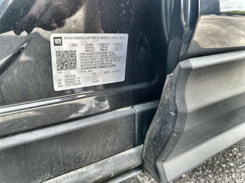 Used 2022 Chevrolet Equinox LS w/ LS Convenience Package image 26