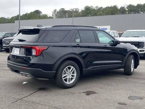 New 2026 Ford Explorer Active w/ Active Comfort Package RWD image 3