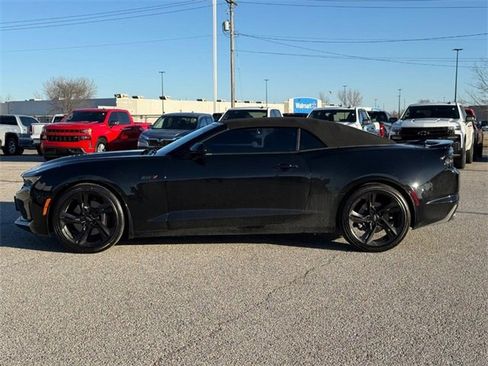 Used 2023 Chevrolet Camaro LT w/ RS Package image 2