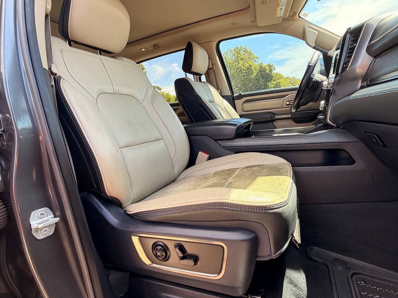 Used 2019 RAM 1500 Limited w/ Advanced Safety Group AWD/4WD image 15