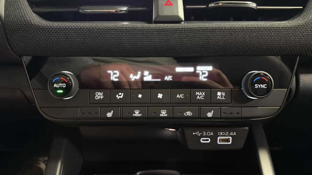 New 2026 Subaru Outback Limited AWD/4WD image 30