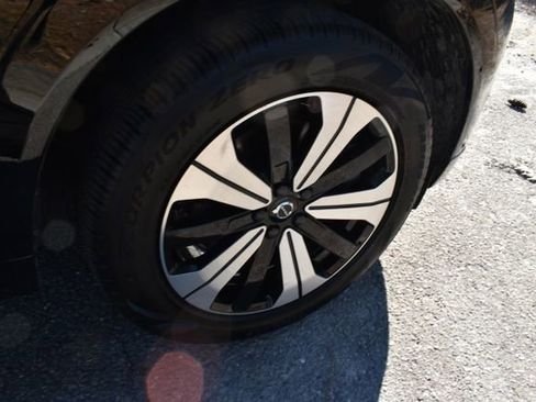 New 2024 Volvo XC60 T8 Core w/ Protection Package Premier image 16