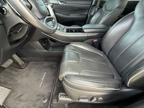Used 2023 Hyundai Palisade Limited FWD image 12