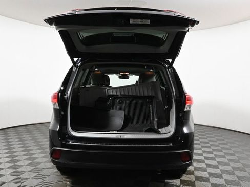 Used 2019 Toyota Highlander XLE image 37