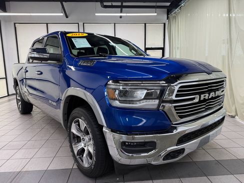 Used 2019 RAM 1500 Laramie AWD/4WD image 2