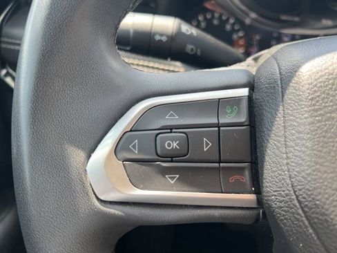 Used 2022 Jeep Compass Altitude image 15