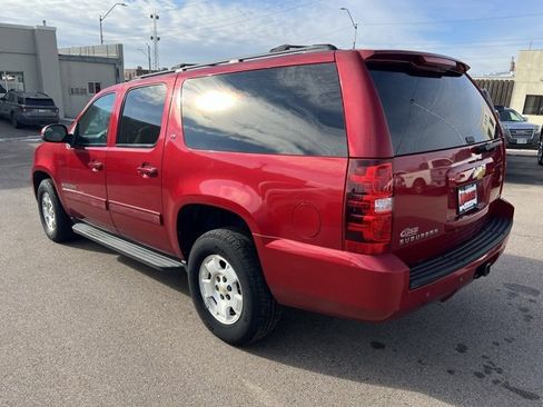 Used 2012 Chevrolet Suburban LT w/ Luxury Package image 2