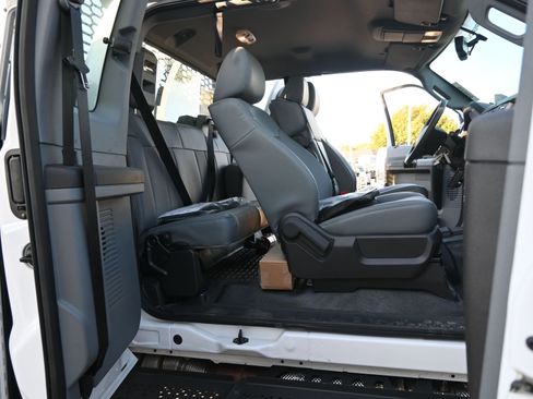 New 2026 Ford F750 2WD SuperCab Super Duty image 35
