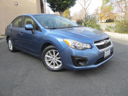 Used 2014 Subaru Impreza 2.0i Premium w/ All-Weather Package w/CVT image 1