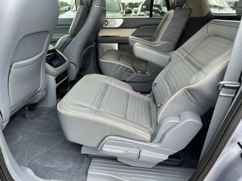 Used 2023 Lincoln Navigator L Black Label image 18