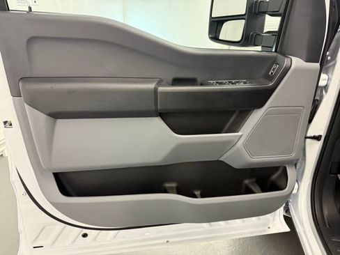 New 2026 Ford F350 XL w/ XL Chrome Package AWD/4WD image 10