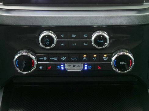 Used 2024 Ford F450 Limited w/ FX4 Off-Road Package AWD/4WD image 18