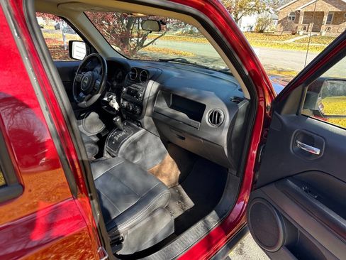 Used 2015 Jeep Patriot High Altitude image 26
