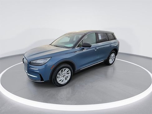 Used 2025 Lincoln Corsair FWD image 4