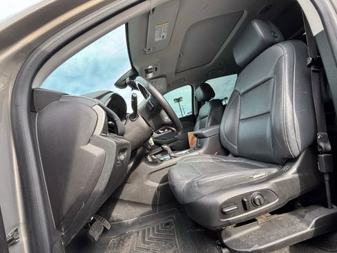 Used 2018 Chevrolet Traverse LT AWD/4WD image 7