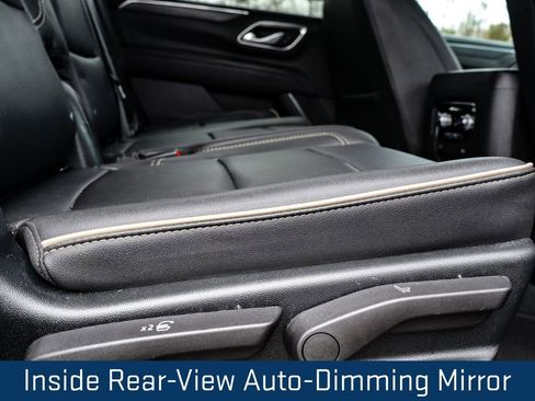 Used 2023 GMC Yukon SLT image 18