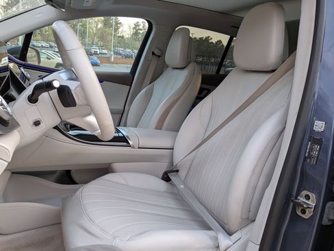 Used 2023 Mercedes-Benz EQE 350+ 4MATIC SUV w/ Exclusive Trim Package image 13