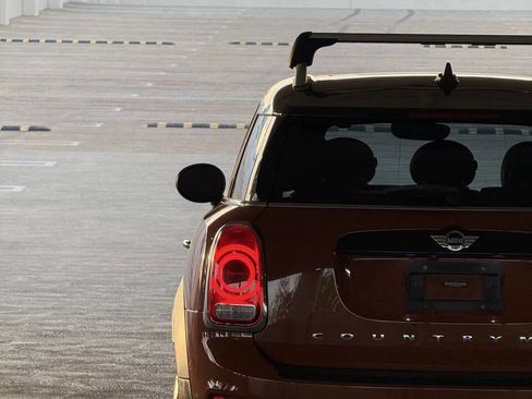 Used 2017 MINI Cooper Countryman S image 10