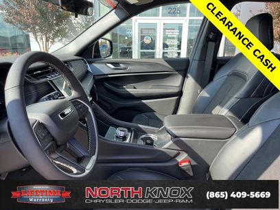 New 2025 Jeep Grand Cherokee L Altitude