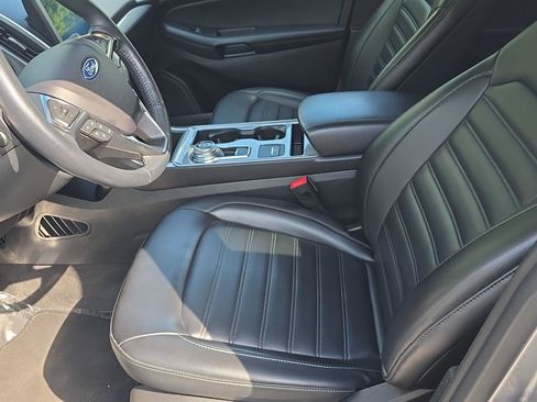 Used 2024 Ford Edge SEL AWD/4WD image 13