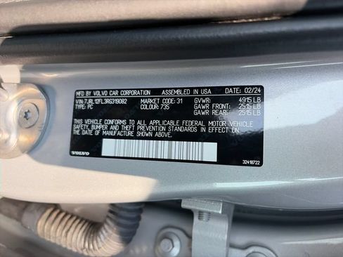 Used 2024 Volvo S60 B5 Plus FWD image 29