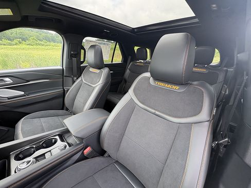 New 2026 Ford Explorer Tremor w/ Tremor Ultimate Package AWD/4WD image 35