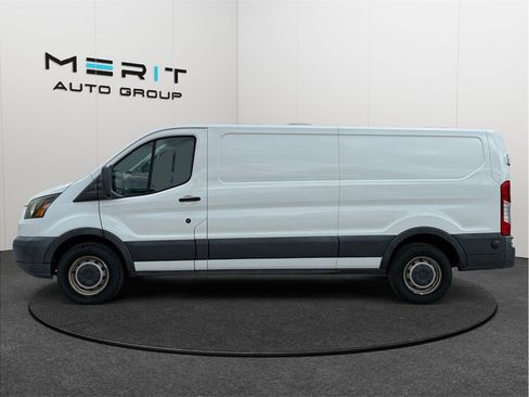 Used 2017 Ford Transit 150 148 Low Roof RWD image 5
