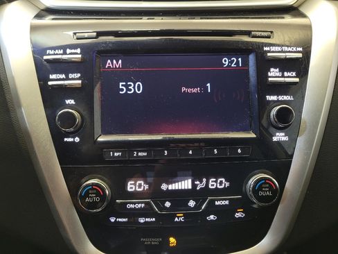 Used 2017 Nissan Murano S FWD image 25