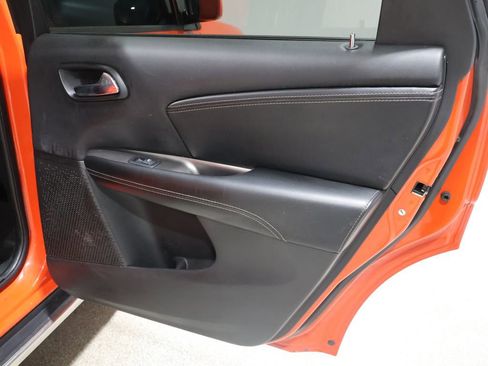 Used 2018 Dodge Journey Crossroad w/ Nav & Sun Group image 23