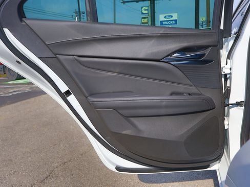 Used 2023 Cadillac CT4 Luxury image 35