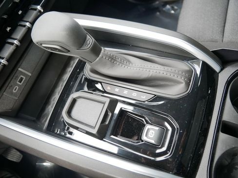 New 2025 Chevrolet Colorado W/T w/ Advanced Trailering Package image 20