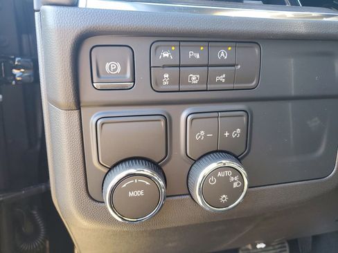 New 2026 Chevrolet Suburban LS w/ LPO, Dark Essentials Package image 20